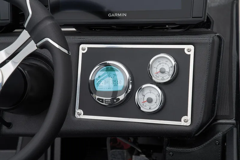 Slide: The Image of Ranger Z521 2025 - 48