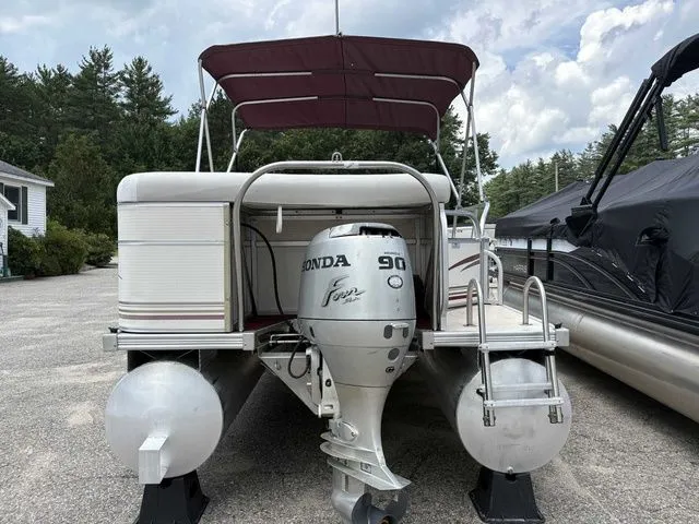 Slide: The Image of Mon Ark Signature 220 2003 - 3