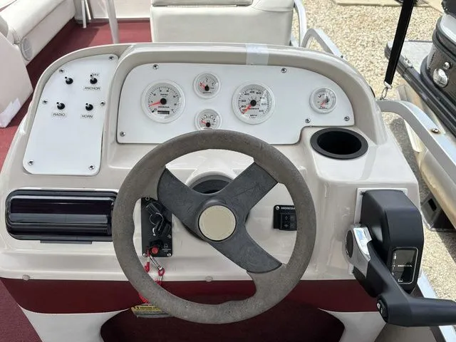 Slide: The Image of Mon Ark Signature 220 2003 - 6