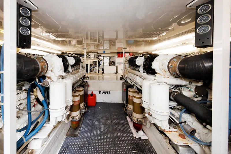 Slide: The Image of Post convertible 56 2002 - 67