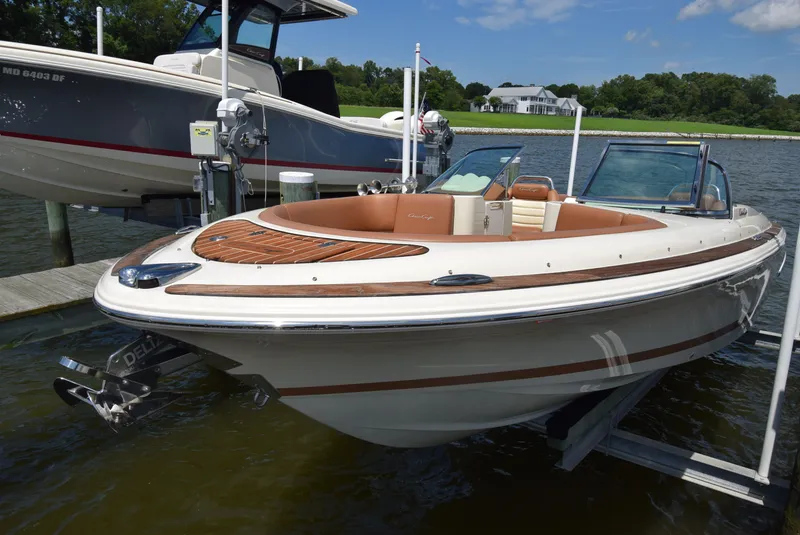 Slide: The Image of Chris-Craft Launch 25 2014 - 3