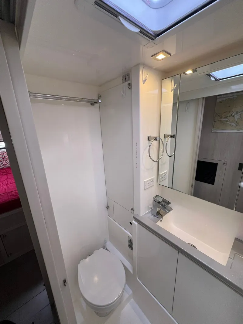 Slide: The Image of 2018 Leopard Power Cat Port Side Head - 28