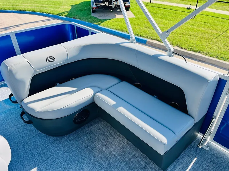 Slide: The Image of 2026 Sun Tracker Party Barge 18 DLX with comfortable seating and modern design. - 27