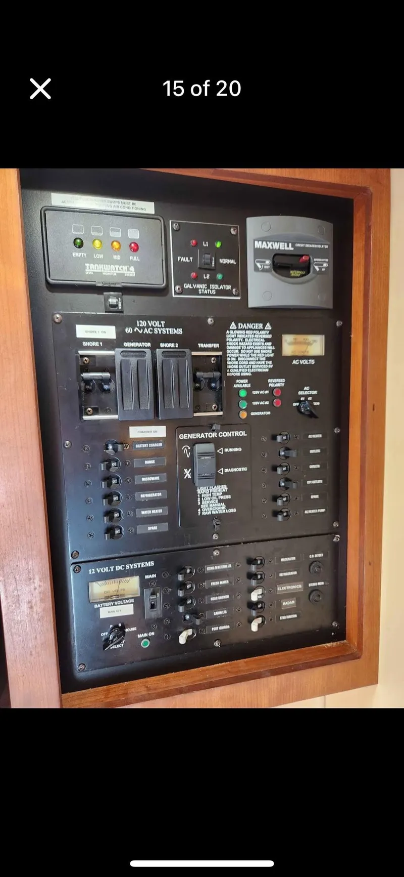 Slide: The Image of Electrical control panel on a 2005 Rampage 30 Express boat. - 25