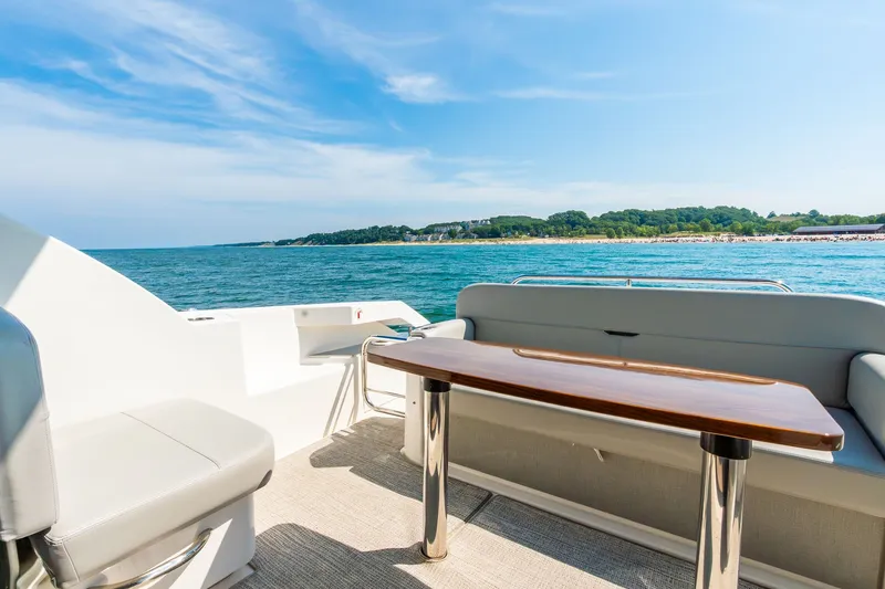 Slide: The Image of Tiara C39 2023 - 25