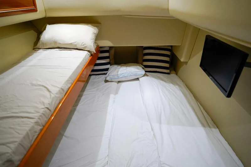 Slide: The Image of Riviera 42 Flybridge 2007 - 66