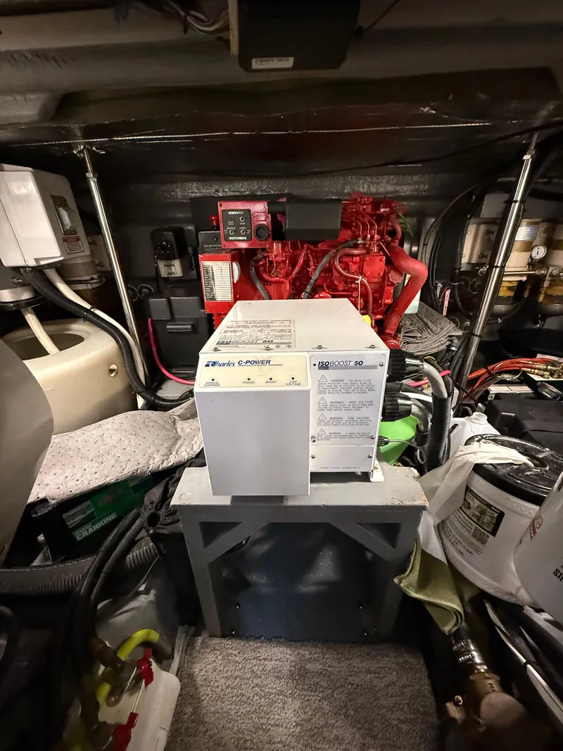 Slide: The Image of Sea Ray 450 Express Bridge 2002 - 24