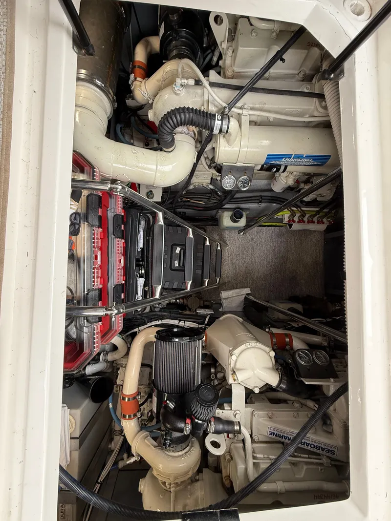 Slide: The Image of Sea Ray 450 Express Bridge 2002 - 27