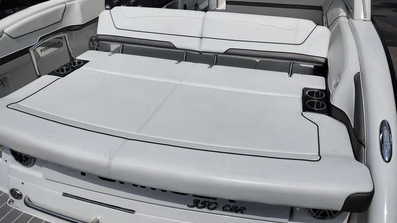 Slide: The Image of Formula 350 CBR 2020 - 54