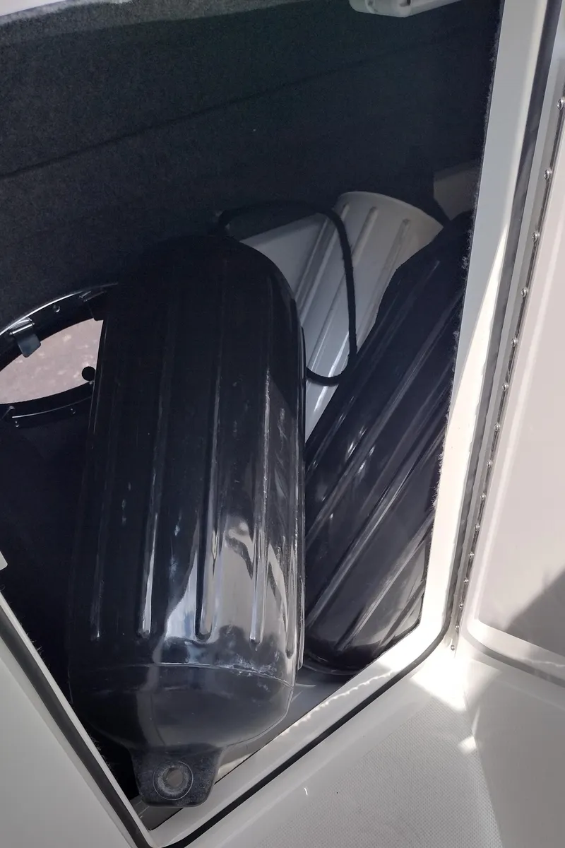 Slide: The Image of Formula 350 CBR 2020 - 65