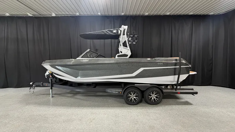 Slide: The Image of Nautique Super Air Nautique GS22 2026 - 0