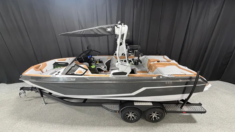Slide: The Image of Nautique Super Air Nautique GS22 2026 - 1