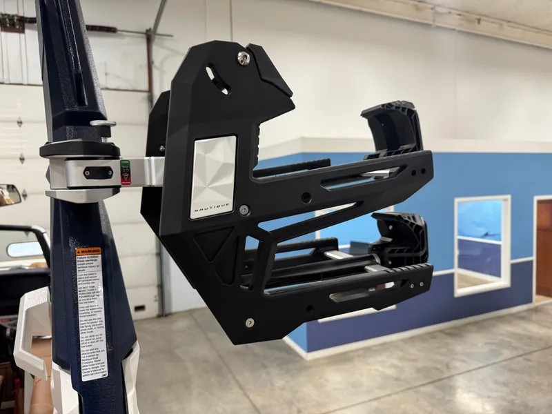 Slide: The Image of Nautique Super Air Nautique S23 2026 - 17