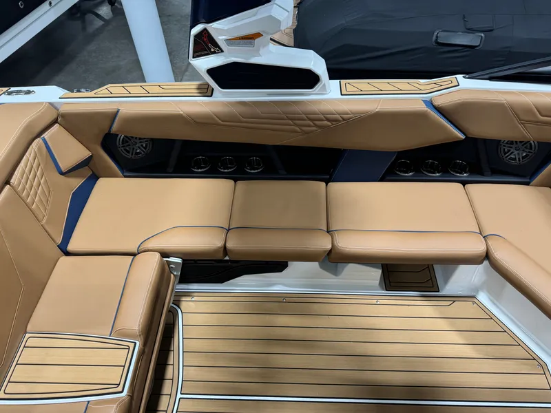 Slide: The Image of Nautique Super Air Nautique S23 2026 - 23