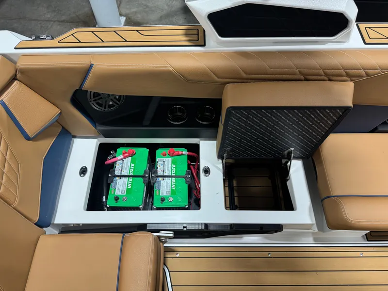 Slide: The Image of Nautique Super Air Nautique S23 2026 - 25