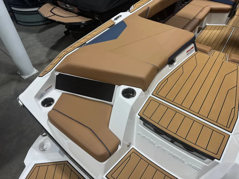 Slide: The Image of Nautique Super Air Nautique S23 2026 - 5