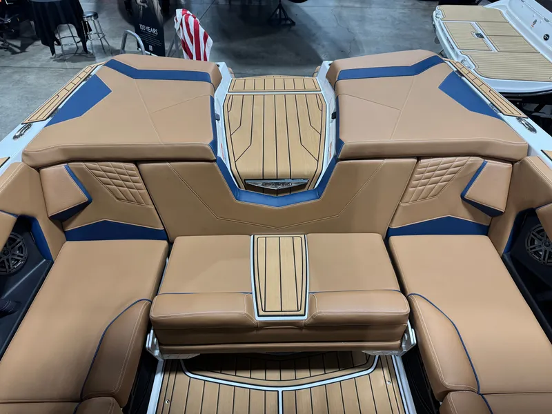 Slide: The Image of Nautique Super Air Nautique S23 2026 - 50