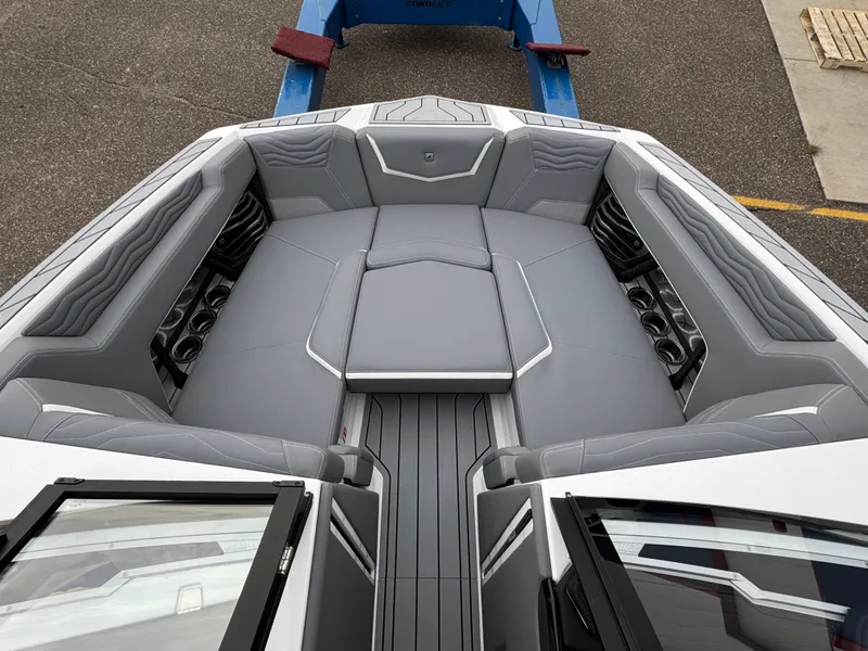 Slide: The Image of Nautique Super Air Nautique G23 2026 - 49