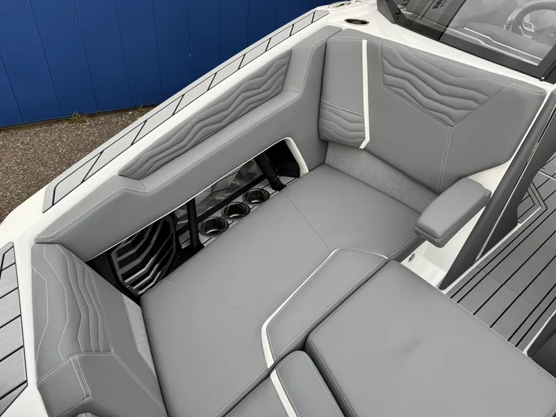 Slide: The Image of Nautique Super Air Nautique G23 2026 - 53