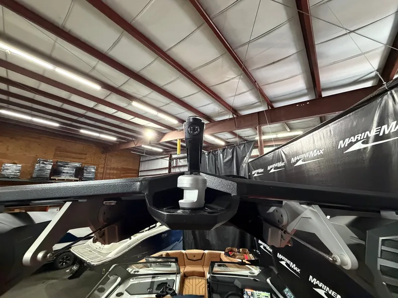 Slide: The Image of Nautique Super Air Nautique G25 2026 - 16