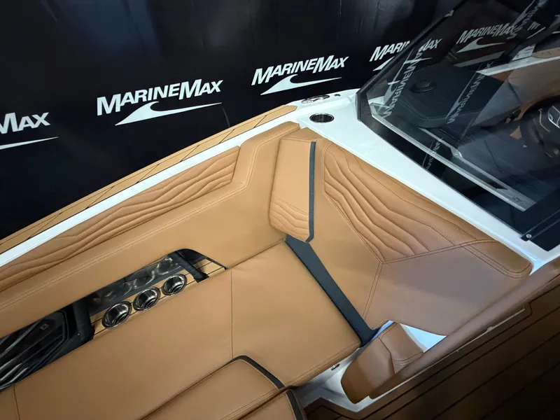 Slide: The Image of Nautique Super Air Nautique G25 2026 - 49