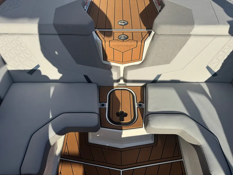 Slide: The Image of Nautique Super Air Nautique GS20 2026 - 15