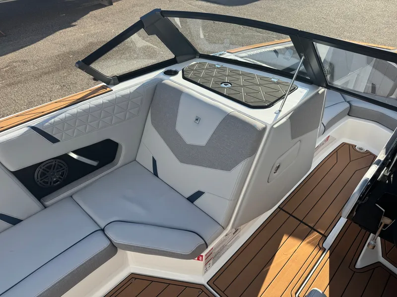 Slide: The Image of Nautique Super Air Nautique GS20 2026 - 22