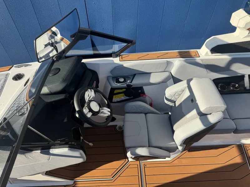 Slide: The Image of Nautique Super Air Nautique GS20 2026 - 26