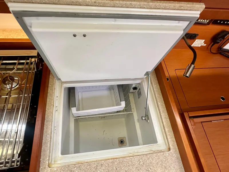 Slide: The Image of Beneteau Oceanis 45 2015 - 64