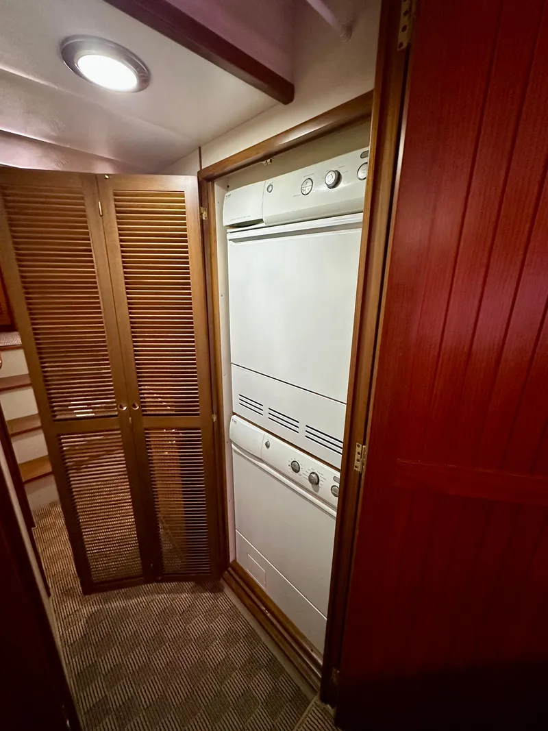 Slide: The Image of Kadey-Krogen 44 2008 - 51