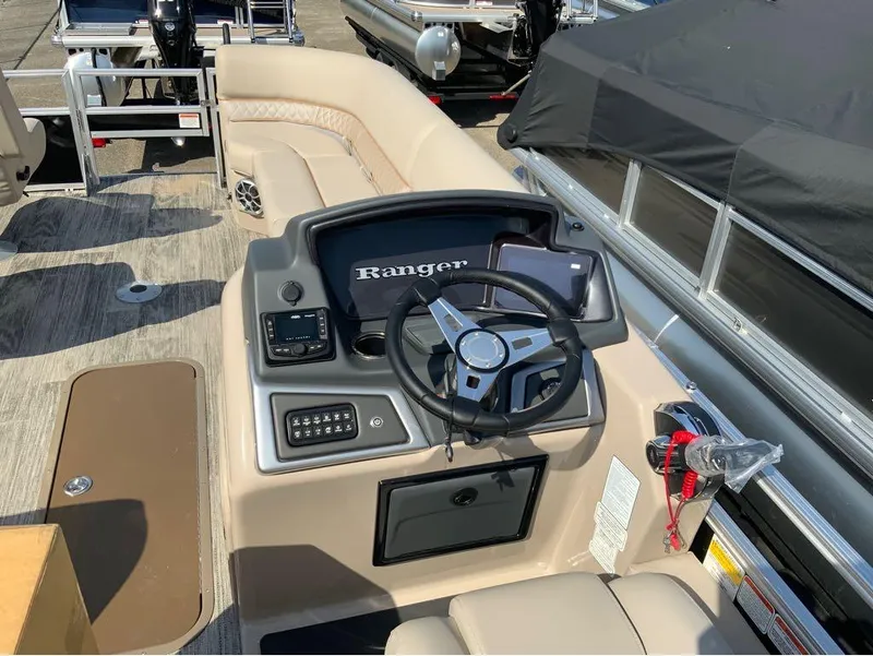 Slide: The Image of Ranger 223FC 2025 - 10