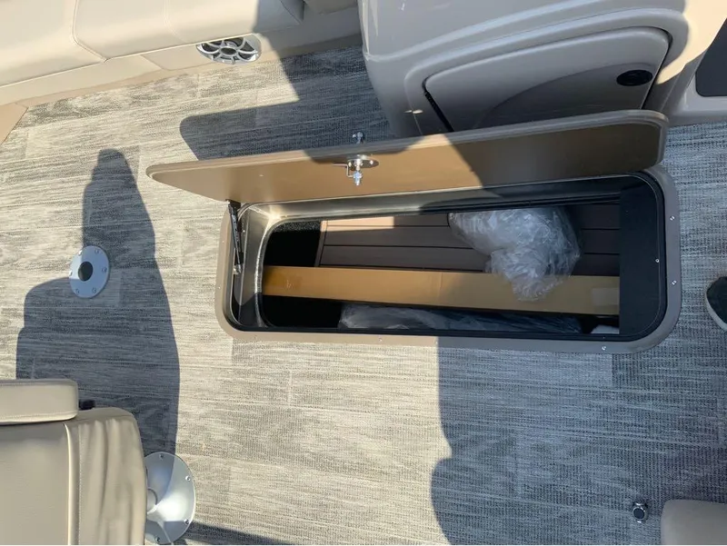 Slide: The Image of Ranger 223FC 2025 - 13