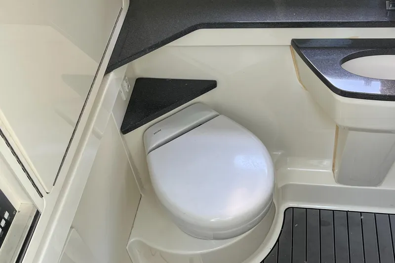 Slide: The Image of Mako 414 CC Bluewater Family Edition 2017 - 141