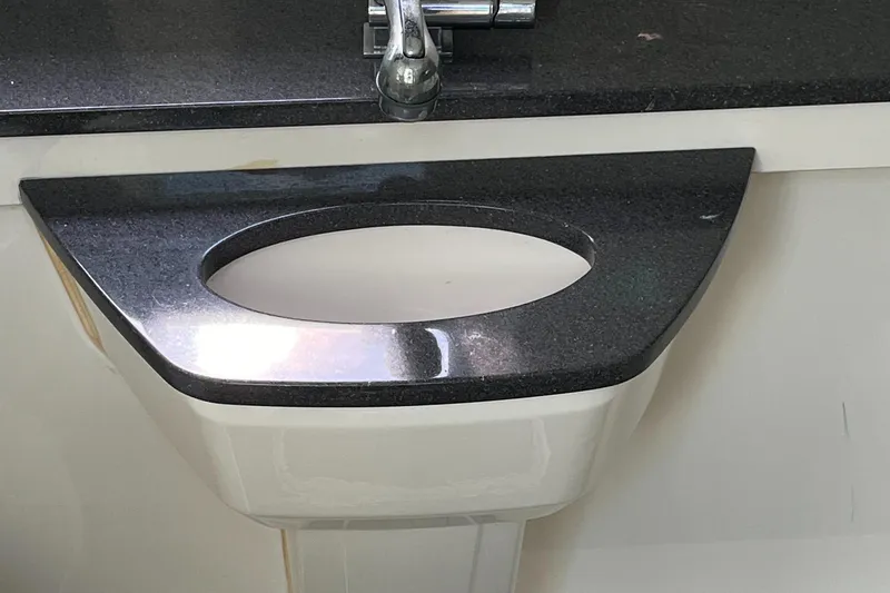 Slide: The Image of Mako 414 CC Bluewater Family Edition 2017 - 143