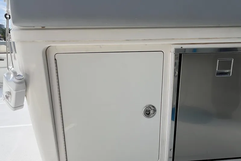 Slide: The Image of Mako 414 CC Bluewater Family Edition 2017 - 158