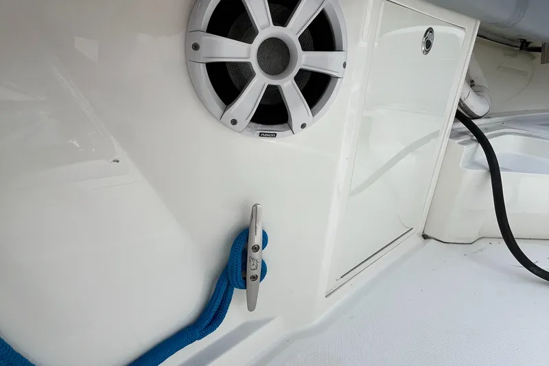 Slide: The Image of Mako 414 CC Bluewater Family Edition 2017 - 163