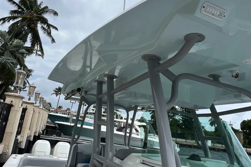 Slide: The Image of Mako 414 CC Bluewater Family Edition 2017 - 172