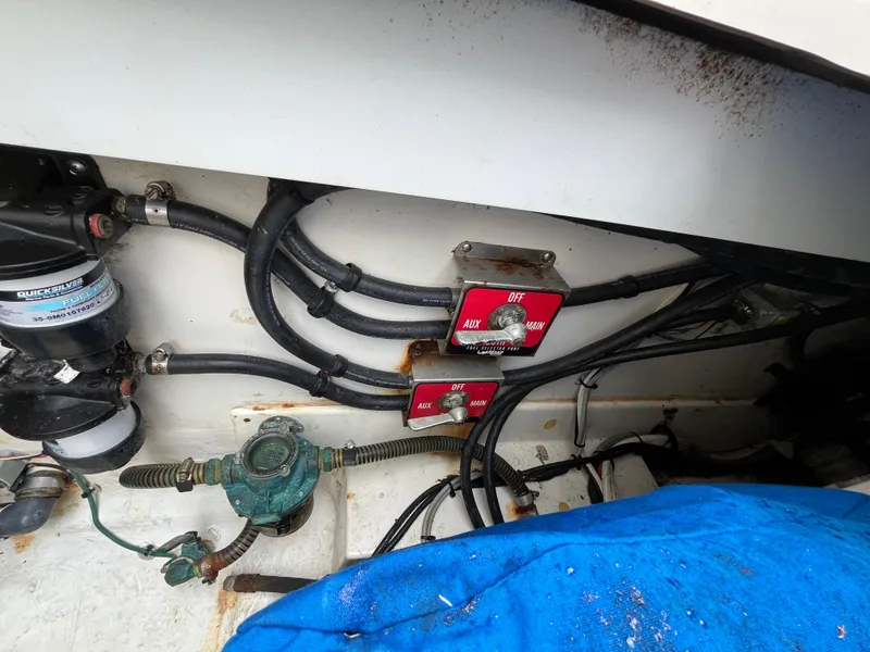 Slide: The Image of 2017 Mako 414 CC Bluewater boat wiring and fuel system components. - 26