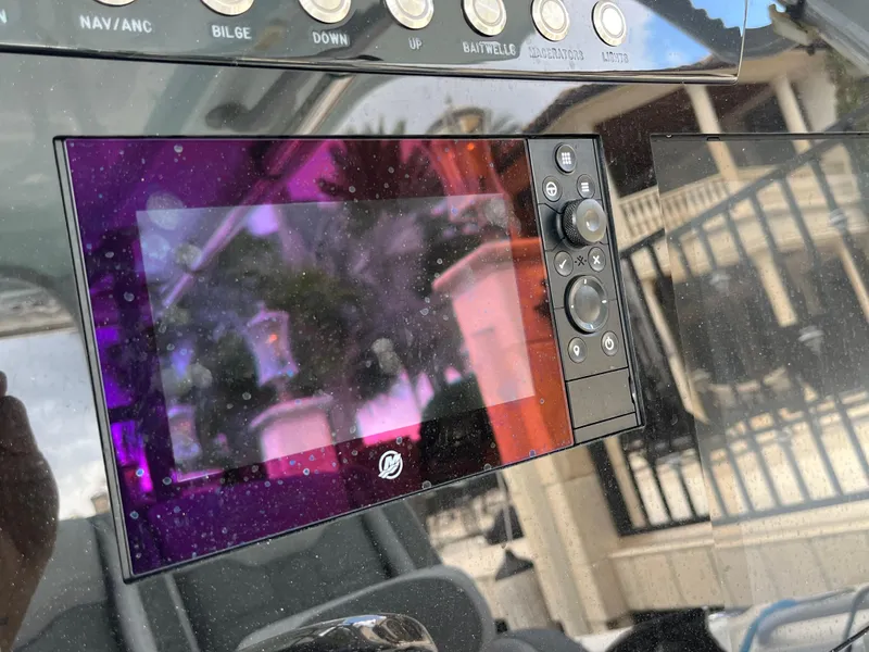 Slide: The Image of Mako 414 CC Bluewater Family Edition 2017 - 50