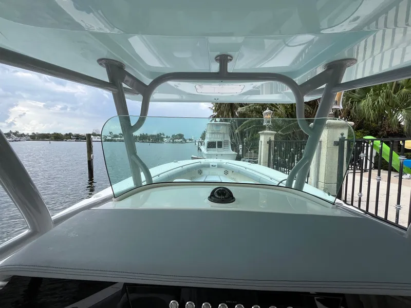 Slide: The Image of Mako 414 CC Bluewater Family Edition 2017 - 52