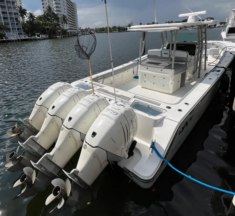 Slide: The Image of Mako 414 CC Bluewater Family Edition 2017 - 75