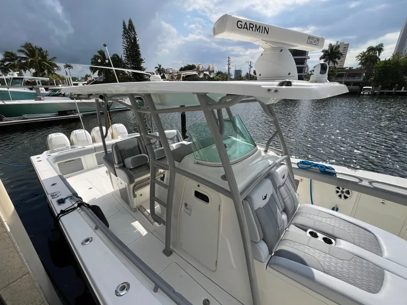 Slide: The Image of Mako 414 CC Bluewater Family Edition 2017 - 77