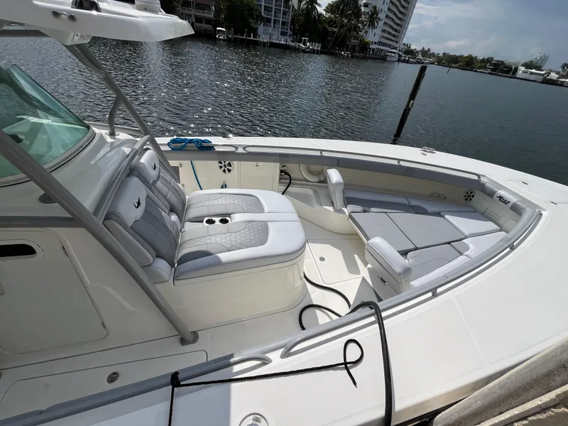 Slide: The Image of Mako 414 CC Bluewater Family Edition 2017 - 79