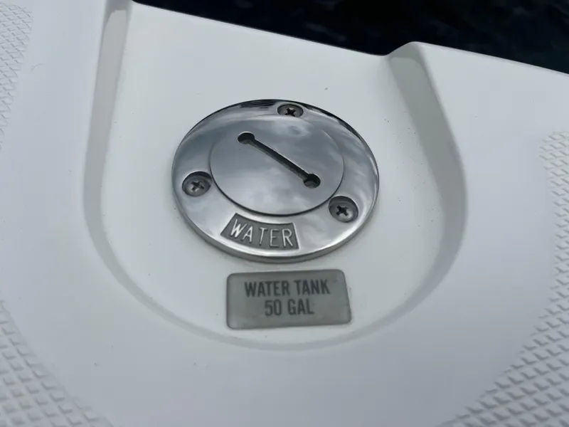 Slide: The Image of Mako 414 CC Bluewater Family Edition 2017 - 91