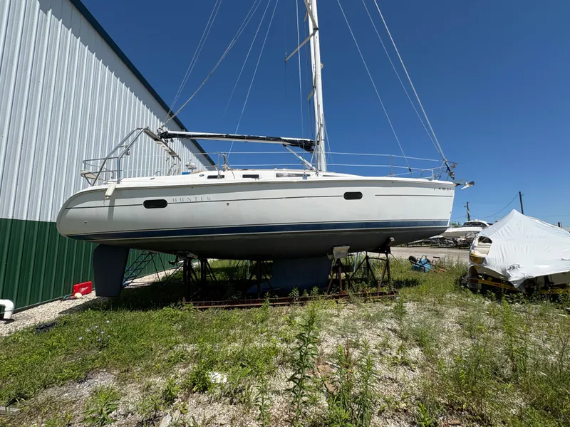 The Image of Hunter 356 2002 - 0