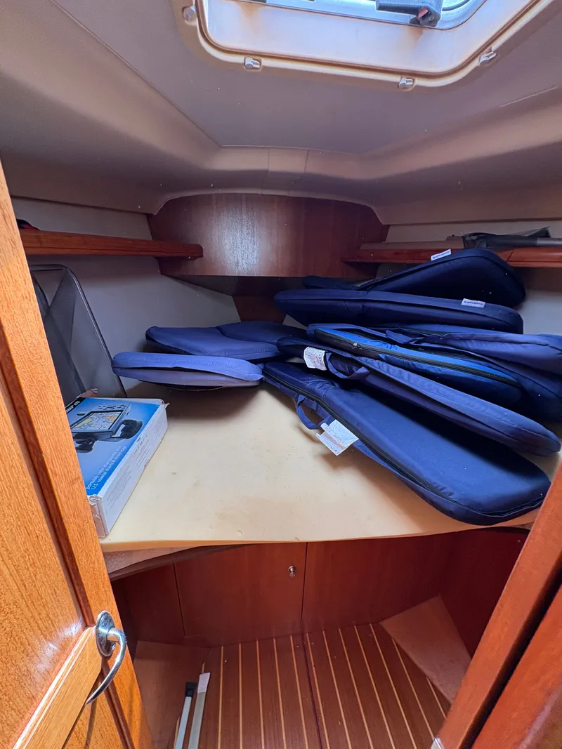 Slide: The Image of Hunter 356 2002 - 20