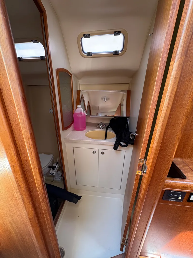 Slide: The Image of Hunter 356 2002 - 28