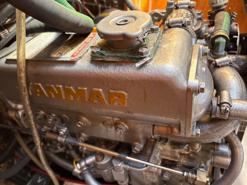 Slide: The Image of Hunter 356 2002 - 49