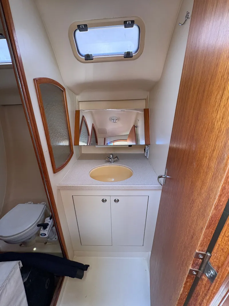 Slide: The Image of Hunter 356 2002 - 6