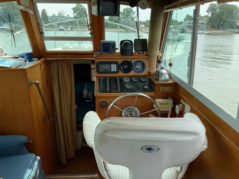 Slide: The Image of Cape Dory 28 Fly 1987 - 30